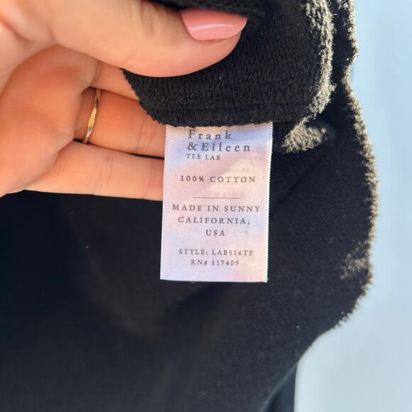 Frank & Eileen Anna Capelet Long Sleeve Triple Fleece Sweatshirt Black Medium - Picture 7 of 9